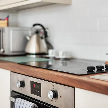 Locket - Cosy With Balcony Lejlighed *